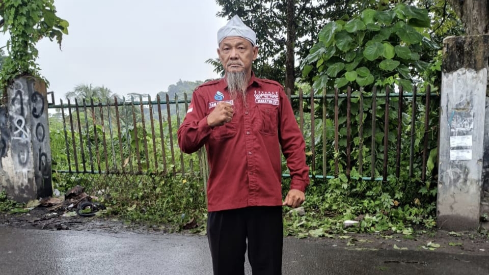 Koh Uun (Fam Fuk Tjhong), Wakil Ketua Umum XV Feradi WPI Kabupaten Lebak, saat menyampaikan pandangannya terkait proyek penataan Alun-Alun Rangkasbitung di Kabupaten Lebak.
