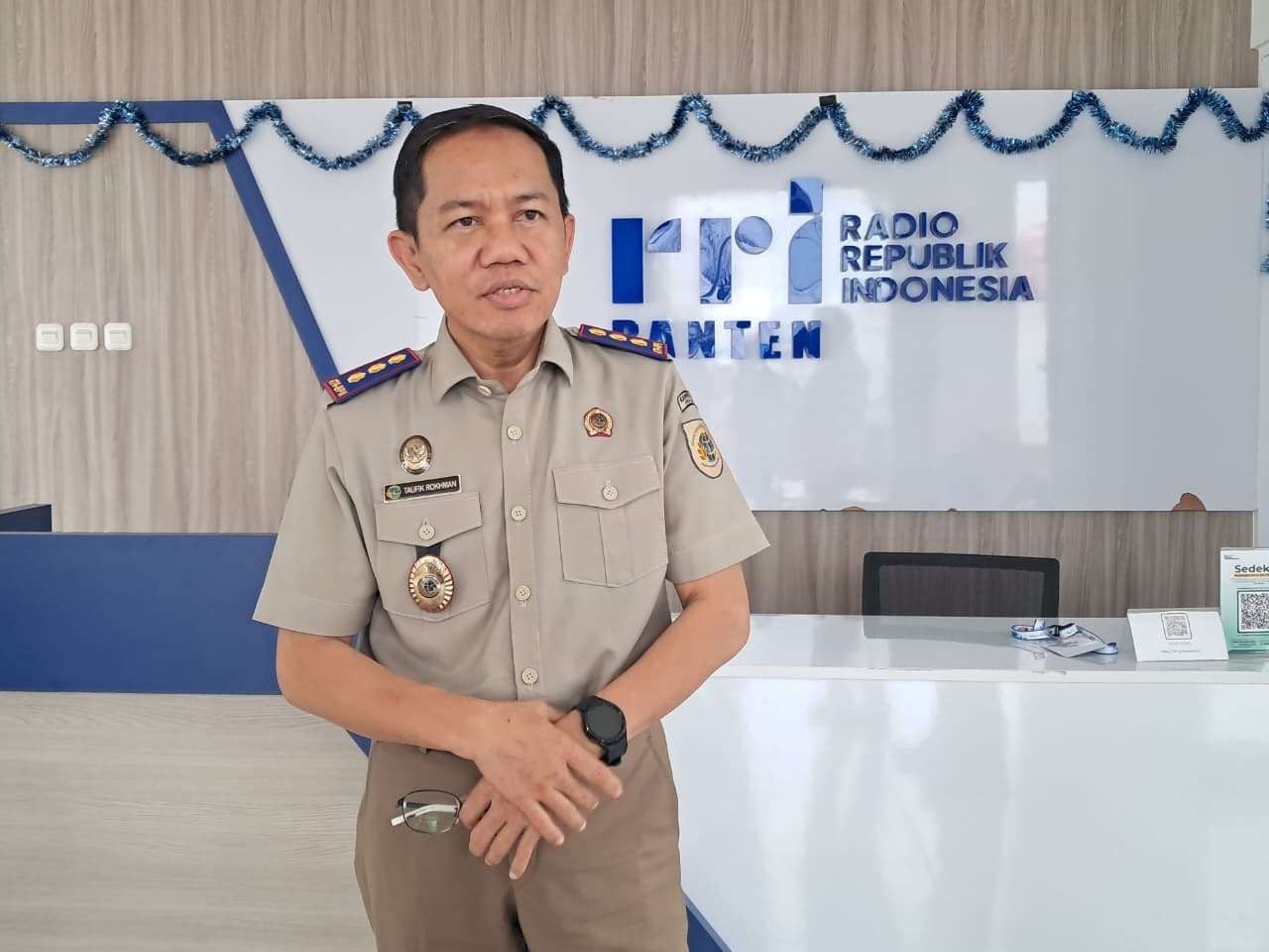 Kepala Kantor Pertanahan Kota Serang, Taufik Rokhman saat berkunjung ke RRI Banten, Senin, 9 Februari 2026