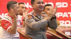 Kapolres Lebak AKBP Herfio Zaki bersama Forkopimda Kabupaten Lebak menghadiri Pembukaan O2SN jenjang SD dan SMP di Hall Universitas La Tansa Mashiro. Kegiatan ini menjadi wadah pembinaan generasi muda dalam mengembangkan bakat olahraga, menanamkan sportivitas, serta mempererat persaudaraan antar pelajar di Kabupaten Lebak.