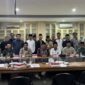 Sebanyak 13 pengasuh pondok pesantren di wilayah Jawa Barat mendatangi Lembaga Bantuan Hukum Pimpinan Pusat Gerakan Pemuda Ansor (LBH PP GP Ansor), Kamis (30/4/2026) lalu. (Foto: dok GP Ansor)
