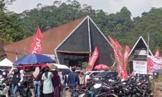 Peringati Hari Bakti Dokter Indonesia, Sunatan Massal Digelar di Citorek Girang Lebak