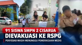 Petugas dan ambulans berada di lingkungan sekolah, sementara sejumlah siswa mendapatkan penanganan medis di rumah sakit. Sebanyak 91 siswa SMP Negeri 2 Cisarua, Kabupaten Bogor, dilaporkan dievakuasi ke RSPG Cisarua. Penyebab gangguan kesehatan yang dialami para pelajar tersebut masih menunggu hasil pemeriksaan medis.