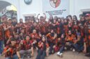 Jajaran Majelis Pimpinan Cabang (MPC) Pemuda Pancasila Kabupaten Lebak berfoto bersama di depan kantor Majelis Pimpinan Wilayah (MPW) Pemuda Pancasila Provinsi Banten dalam rangka memperingati HUT ke-67 Pemuda Pancasila, Rabu (28/10/2026). Kehadiran jajaran tersebut menjadi bentuk partisipasi dan solidaritas kader dalam mendukung kegiatan organisasi serta mempererat kebersamaan antarkader Pemuda Pancasila di Provinsi Banten.